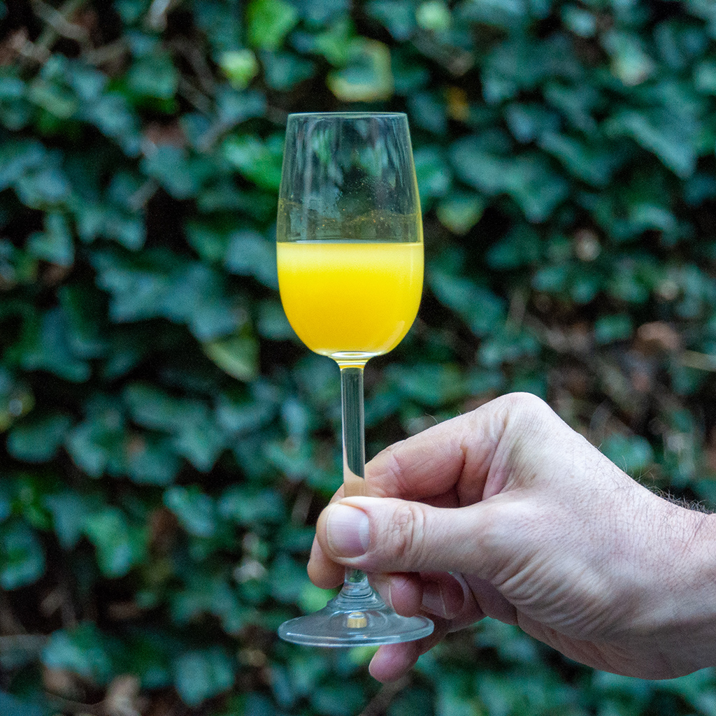 https://thecellocompany2.korulo.be/wp-content/uploads/2020/01/pure-taste-cello-glass-1.jpg